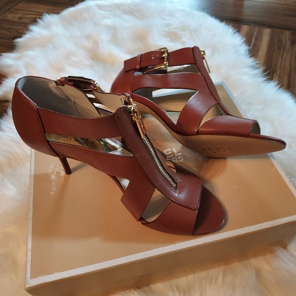 Michael Kors : Anya Mid Sandal : Luggage Leather : Size 8 : NWT - Picture 10 of 10